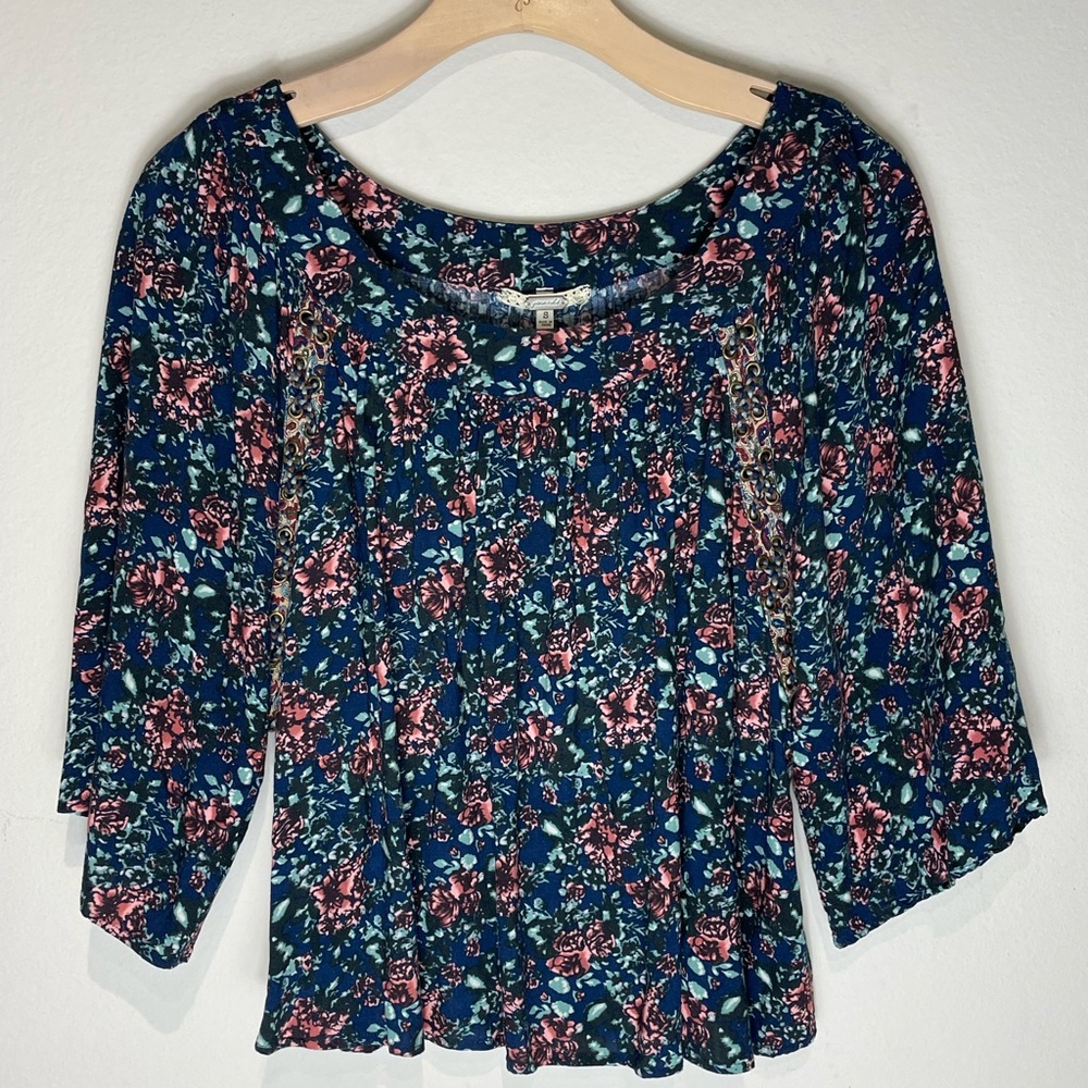 Gimmick floral corset top